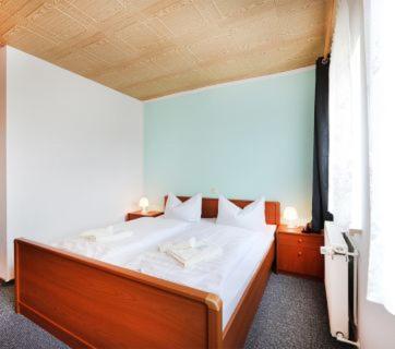 Hotel "Zum Einsiedler" Deutschneudorf Kültér fotó