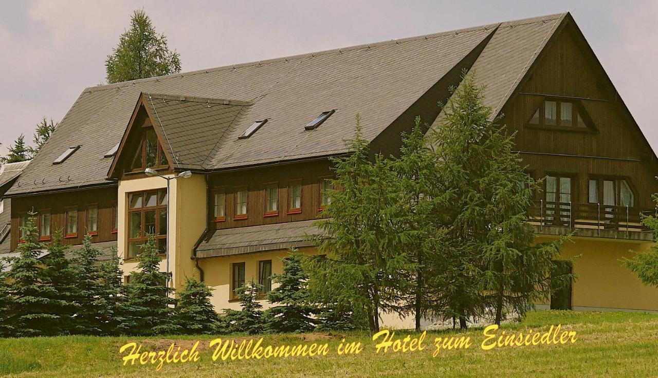 Hotel "Zum Einsiedler" Deutschneudorf Szoba fotó